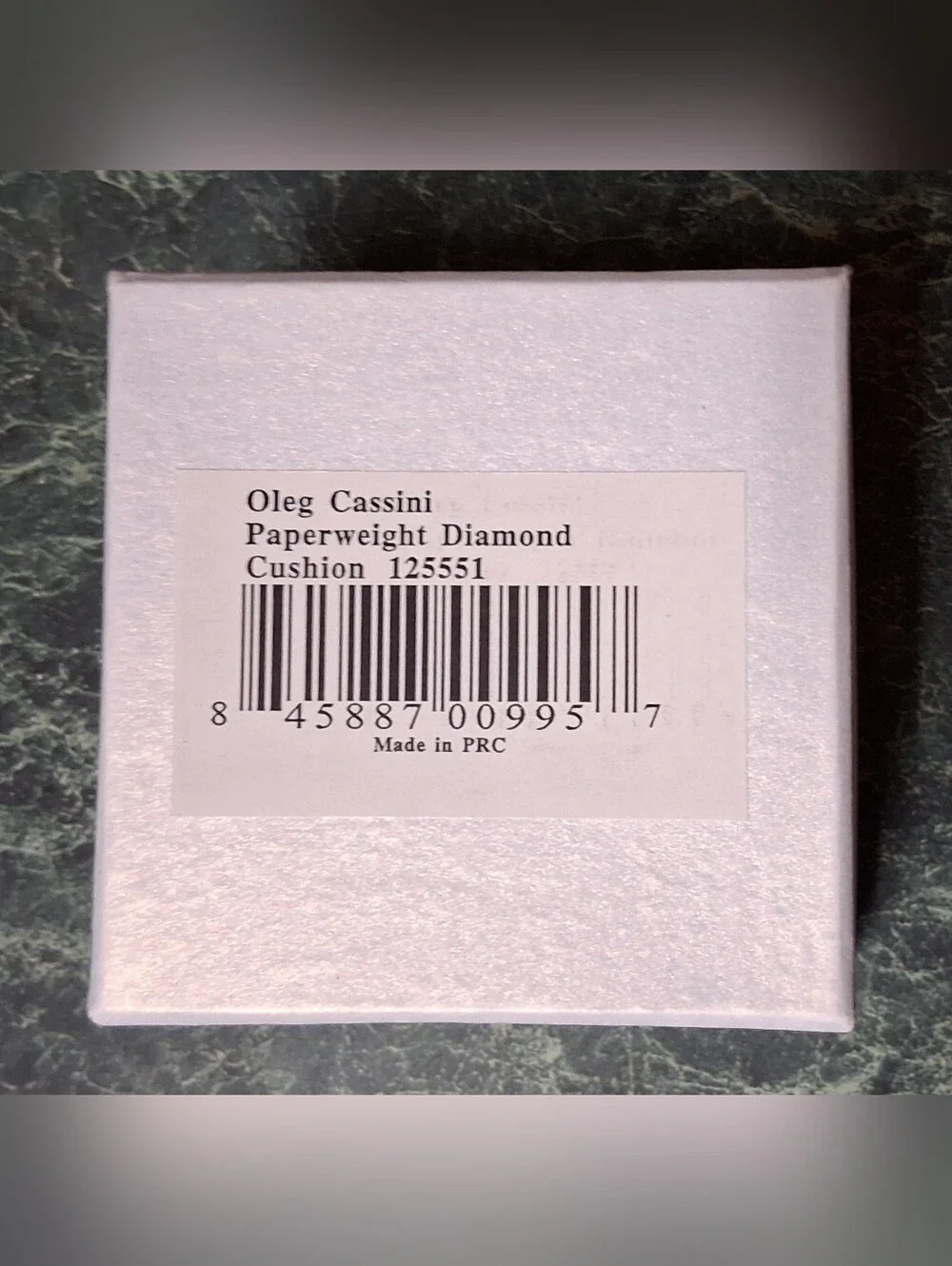 NIB Oleg Cassini Crystal Paperweight Cut Diamond Cushion Clear 2” 125551